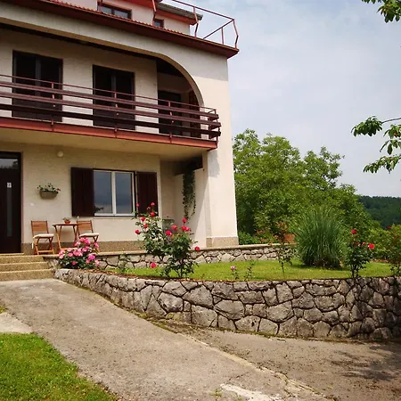 Apartment Luno *